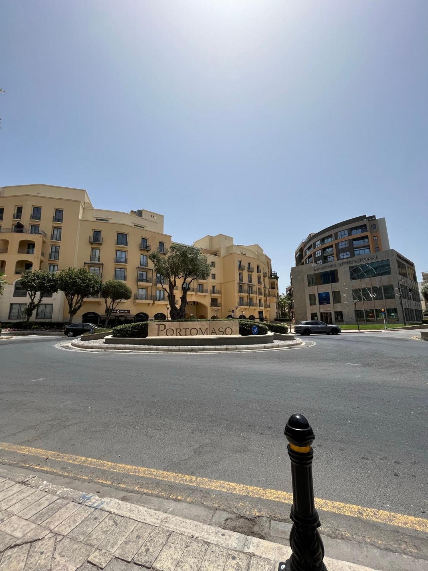 Saint Julian's St Julians Apartment 1 מראה חיצוני תמונה